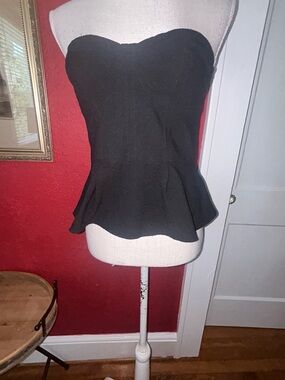 Strapless Black Peplum Top zips in back from Express size 6